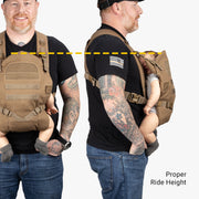 Vater trägt Baby in The Operator von Family Mission Bild 10