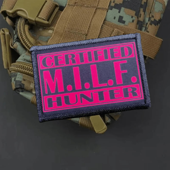 Klett-R&uuml;ckseite bei Patch "MILF Hunter" von Family Mission